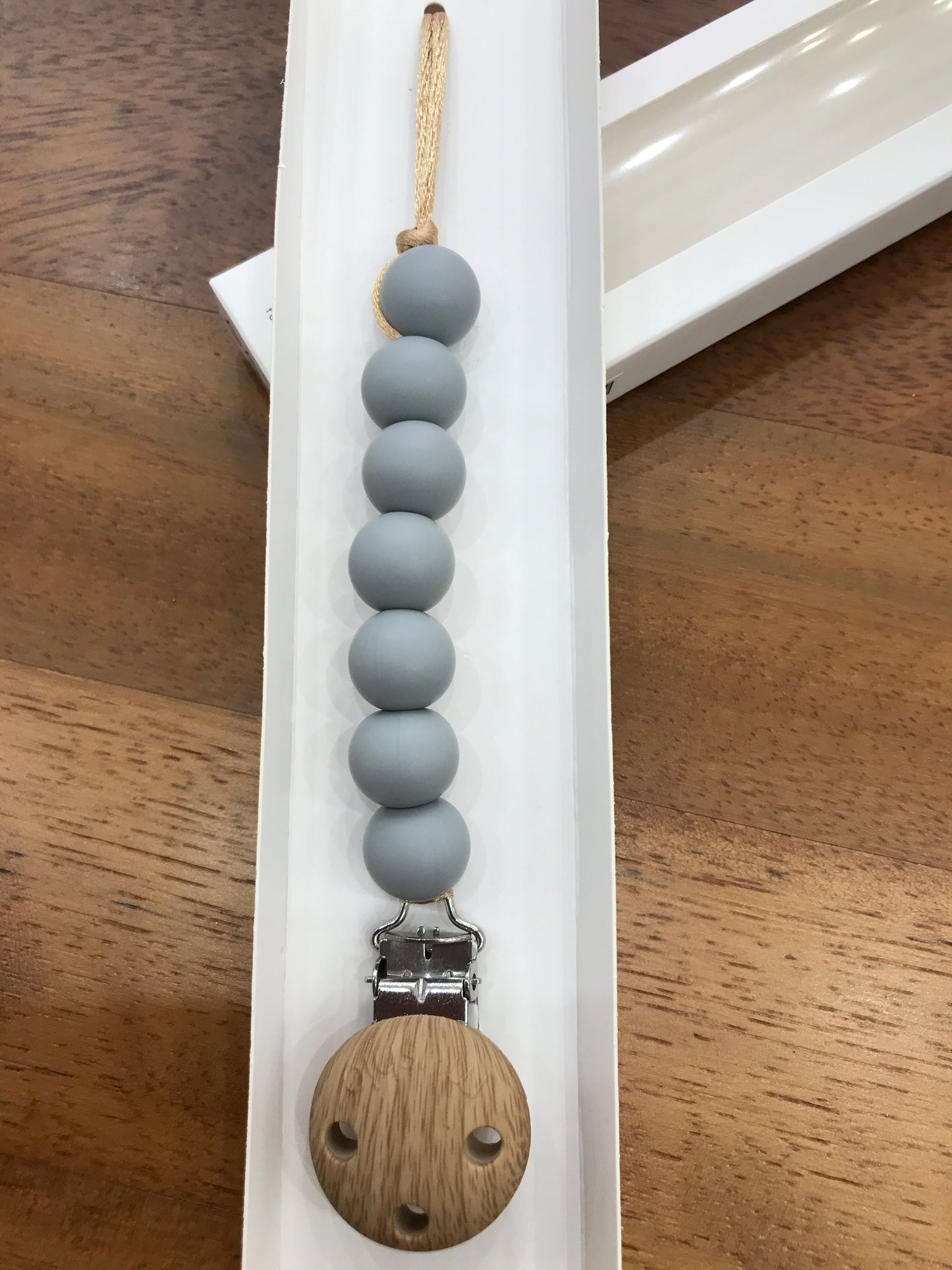 Catenina ciuccio mushie