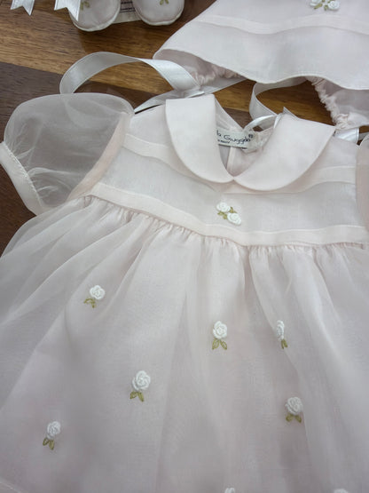 Abitino Piccola Giuggiola in organza in seta rosa con culotte con roselline ricamate