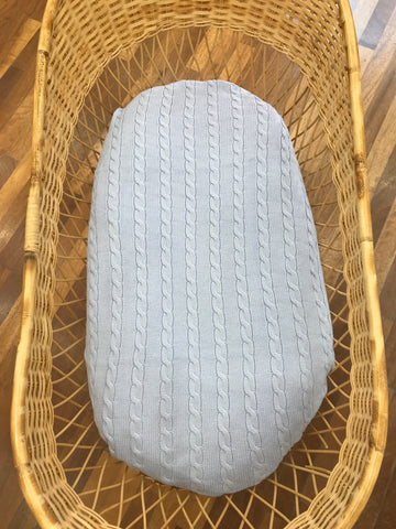 Coperta Nannafrufru in lana con lavorazione di trecce su tutt'essa