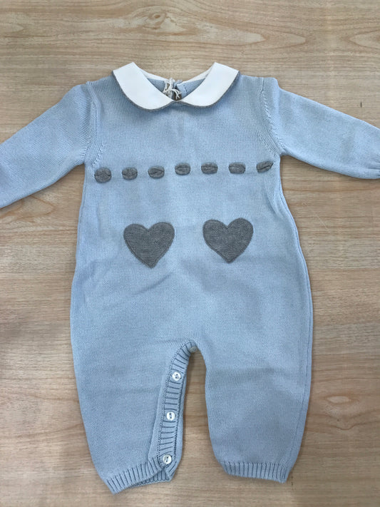 Tutina Baby Lord in filo celeste con passanastro grigio e cuoricini al centro