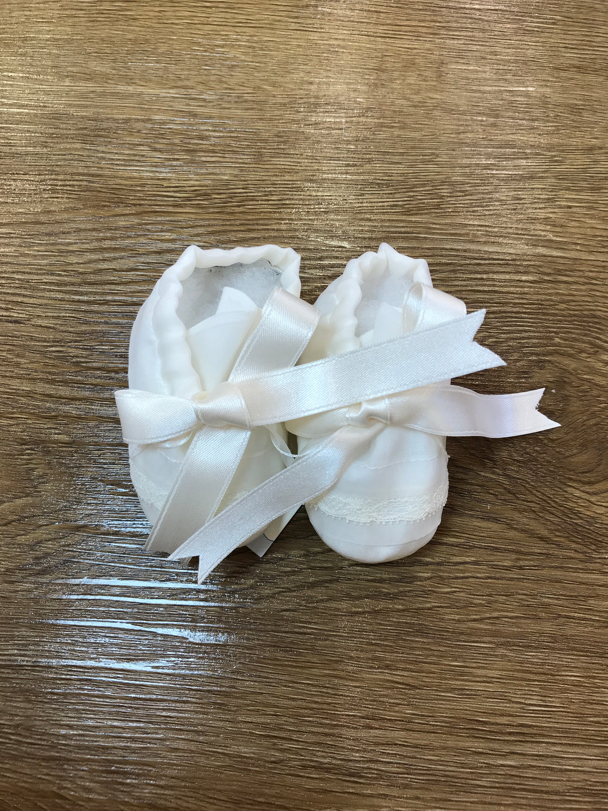 Scarpe Piccola Giuggiola in organza in seta con applicazione di valancienne