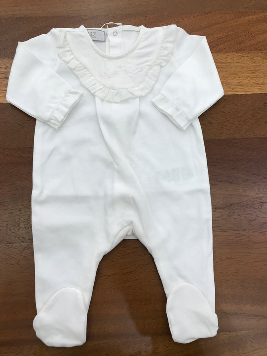 Tutina Paz Rodriguez in cotone rosa manica lunga con piedini collo in lino bianco con rusche con fiori bianchi e rosa