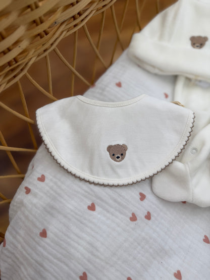 Coordinato nascita Baby Gi in ciniglia con piccoli orsetti ricamati