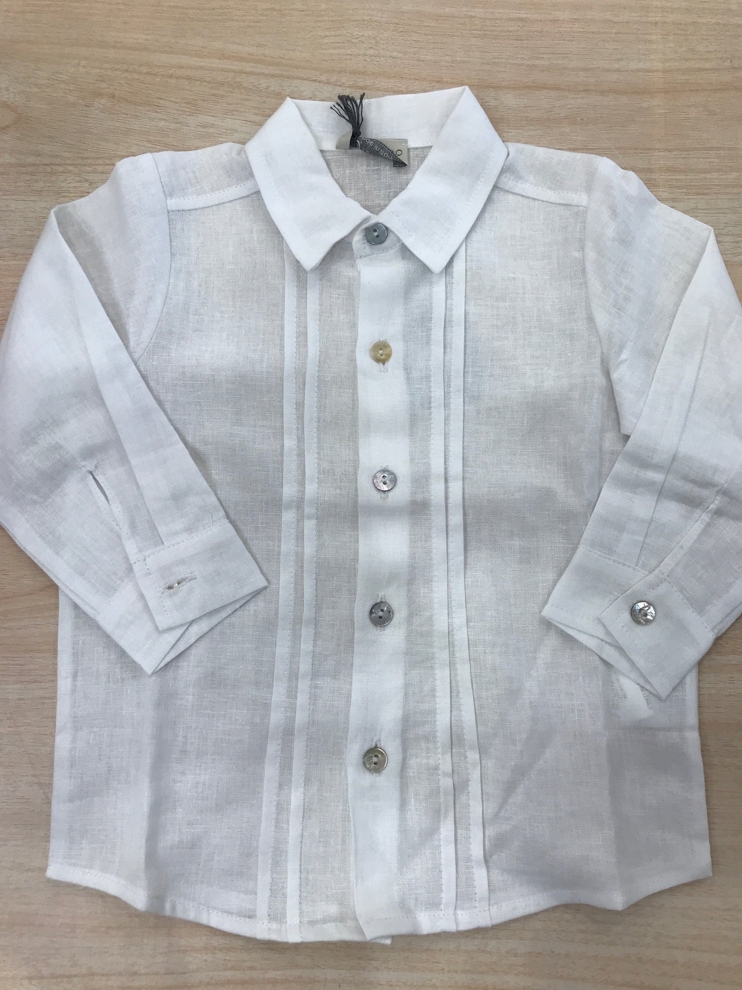 Camicia Jo Milano in lino bianco manica lunga con pieghe sul davanti e bottoncini madreperla