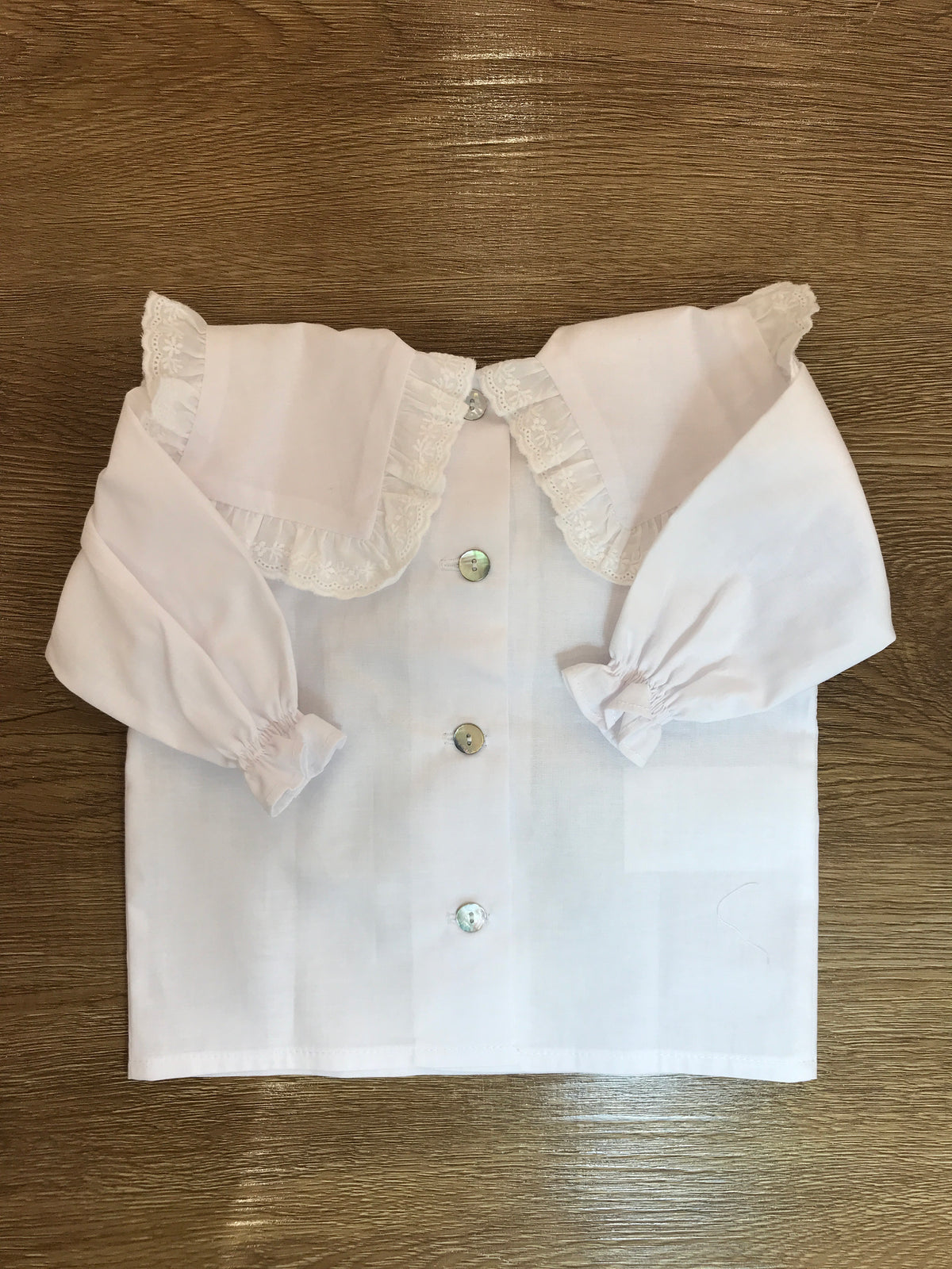 Camicia Fofettes manica lunga con collo con rusche e fiocco in velluto a coste sul davanti