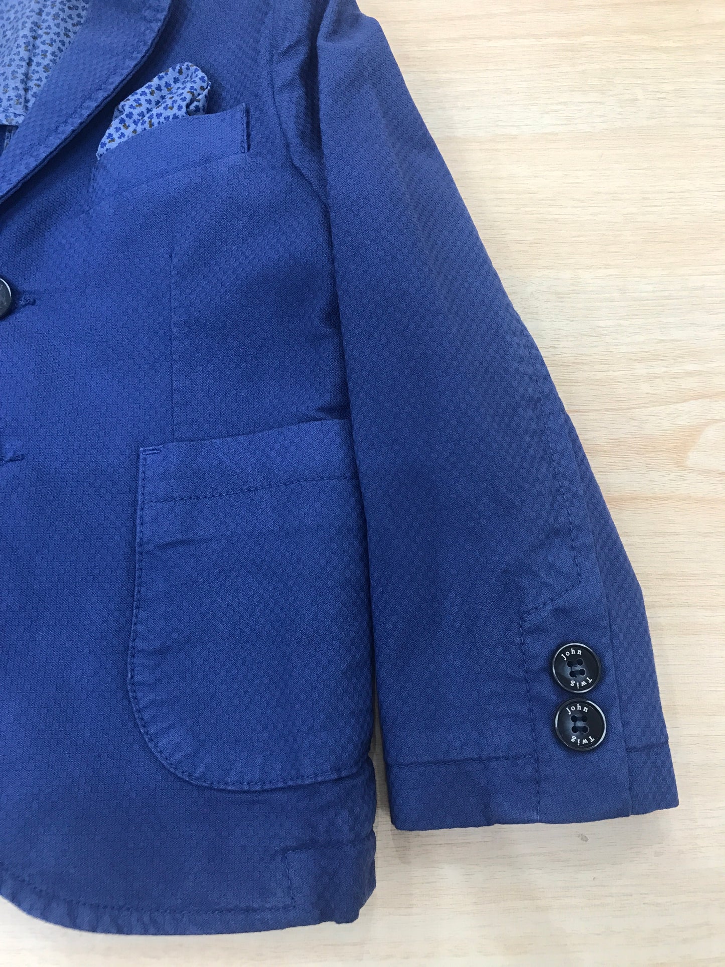 Giacca John Twig bluette con tasche bottoncini e pochette laterale