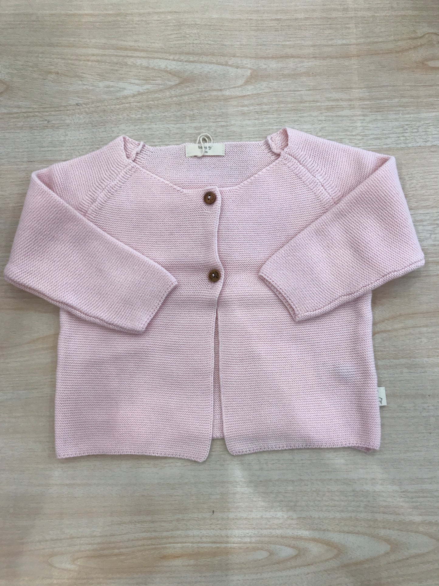 Cardigan PCS in filo rosa basico con due piccoli bottoni