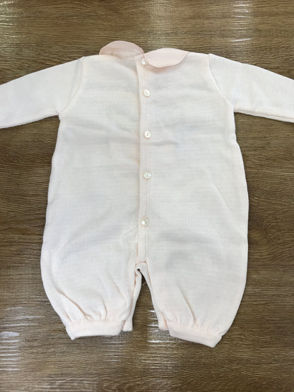 Tutina Ladia in filo rosa con applicazione di valancienne e roselline ricamate