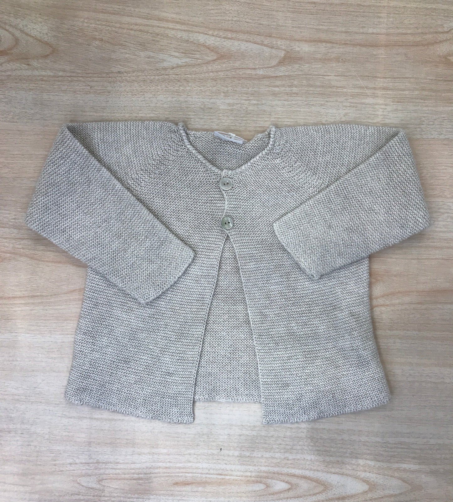 Cardigan Paz Rodriguez in filo con due piccoli bottoncini