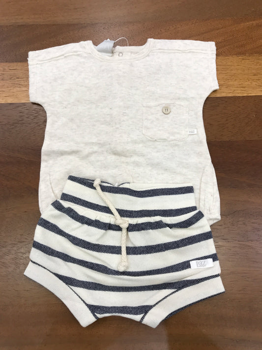 Completo Paz Rodriguez in cotone beige mezza manica con tasca laterale, con culotte a righe beige e blu con laccio