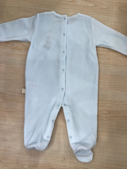 Tutina Baby Gi in ciniglia celeste intera con dettaglio bianco smerlato effetto bavetta