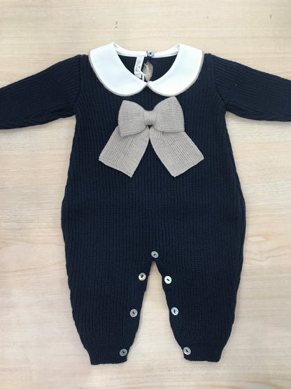 Tutina Baby Lord in lana a costa inglese blu scuro intera con fiocco tortora e colletto rifinito torortora