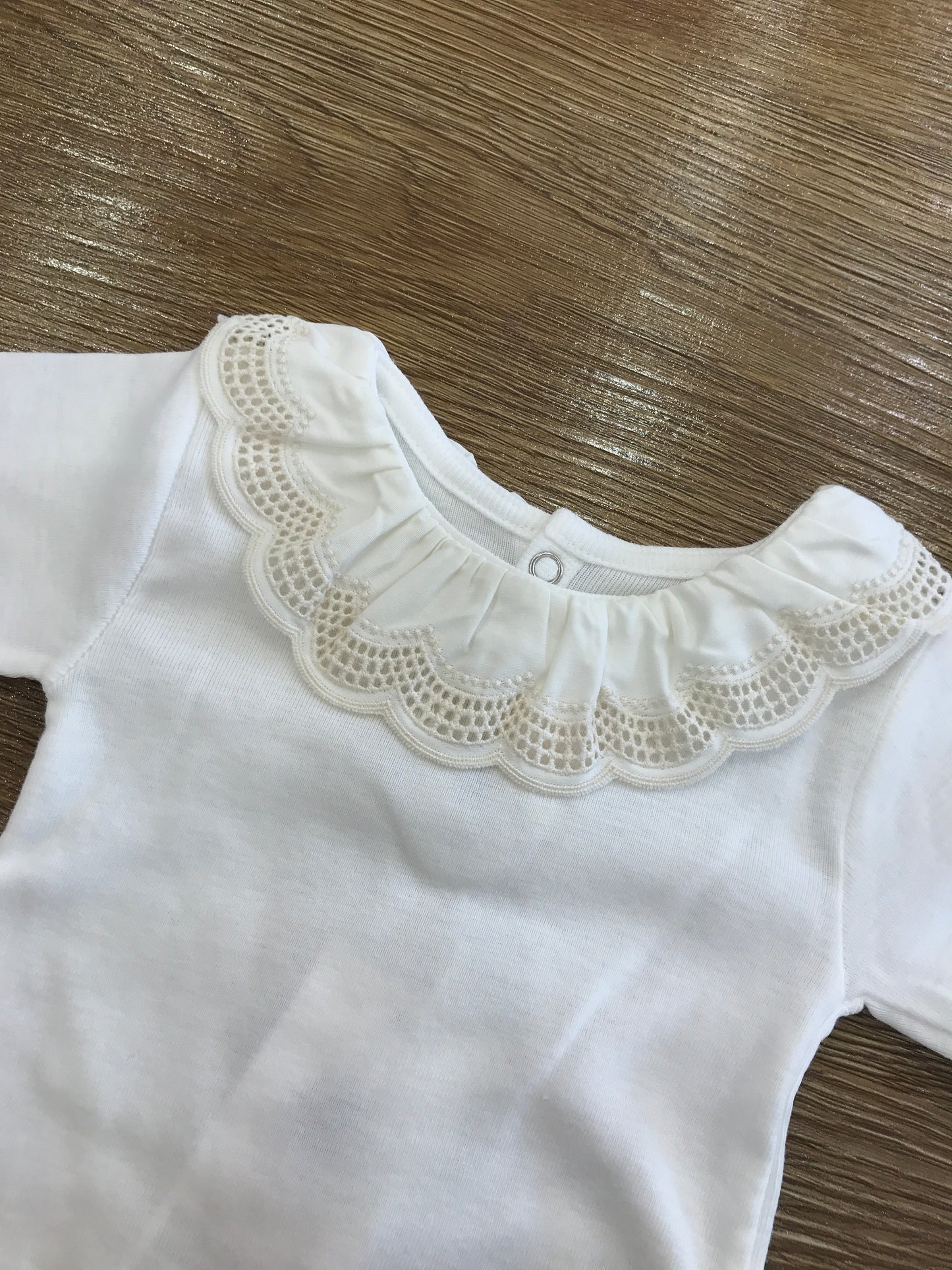 Body Petit Bateau bianco manica lunga con colletto smerlato traforato panna