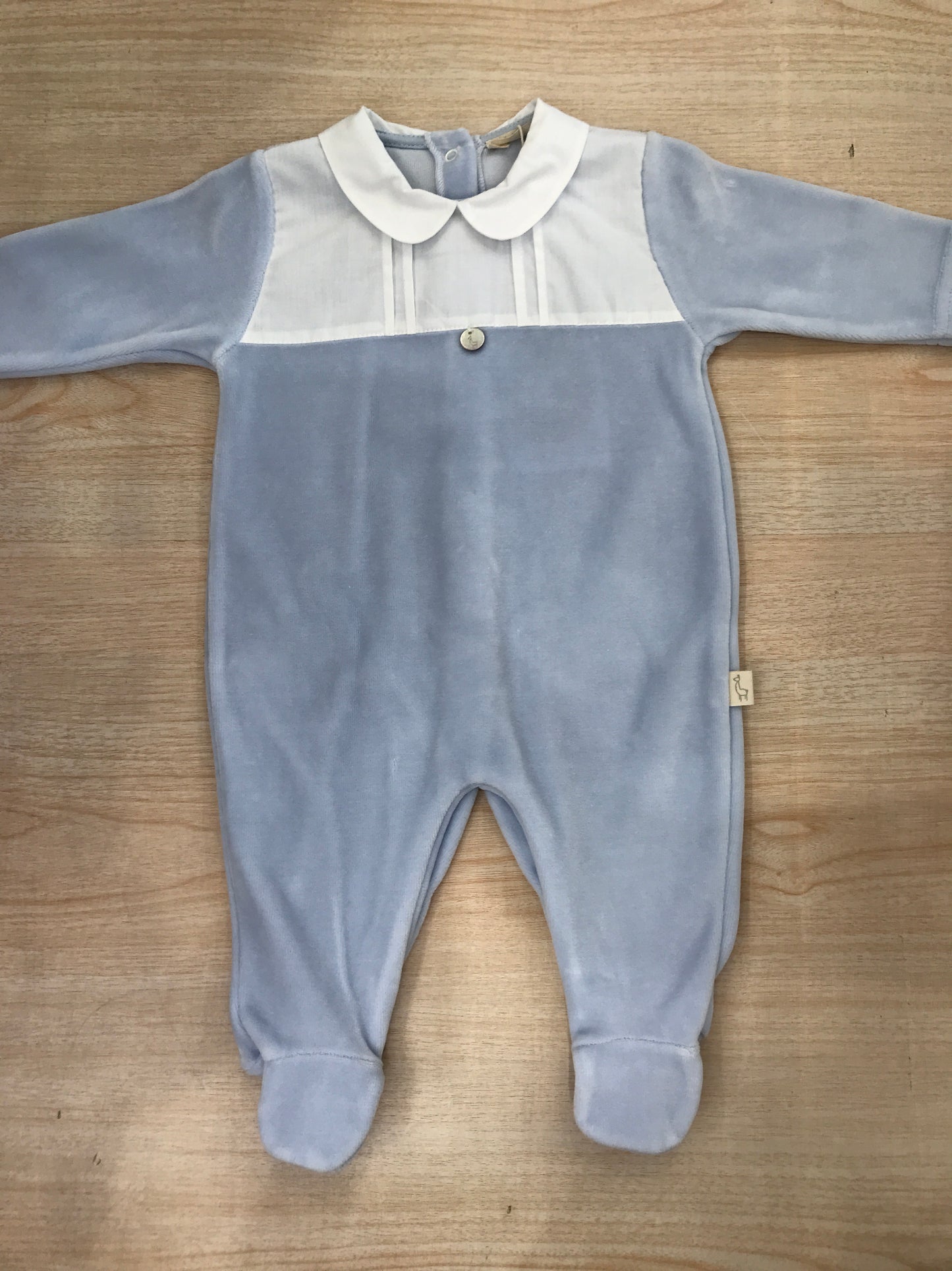 Tutina Baby Gi in ciniglia celeste polvere intera con dettaglio al colletto effetto camicia