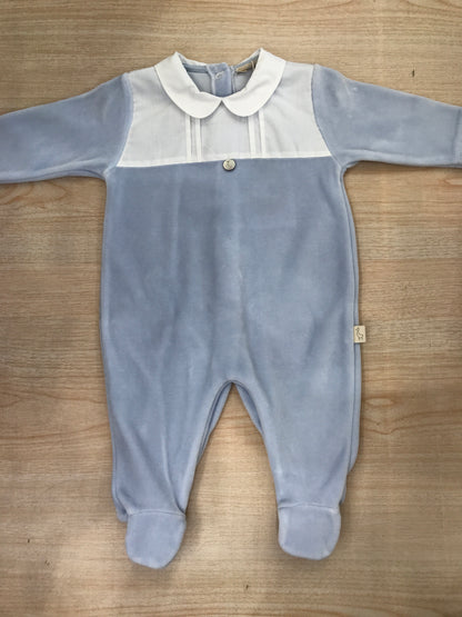 Tutina Baby Gi in ciniglia celeste polvere intera con dettaglio al colletto effetto camicia