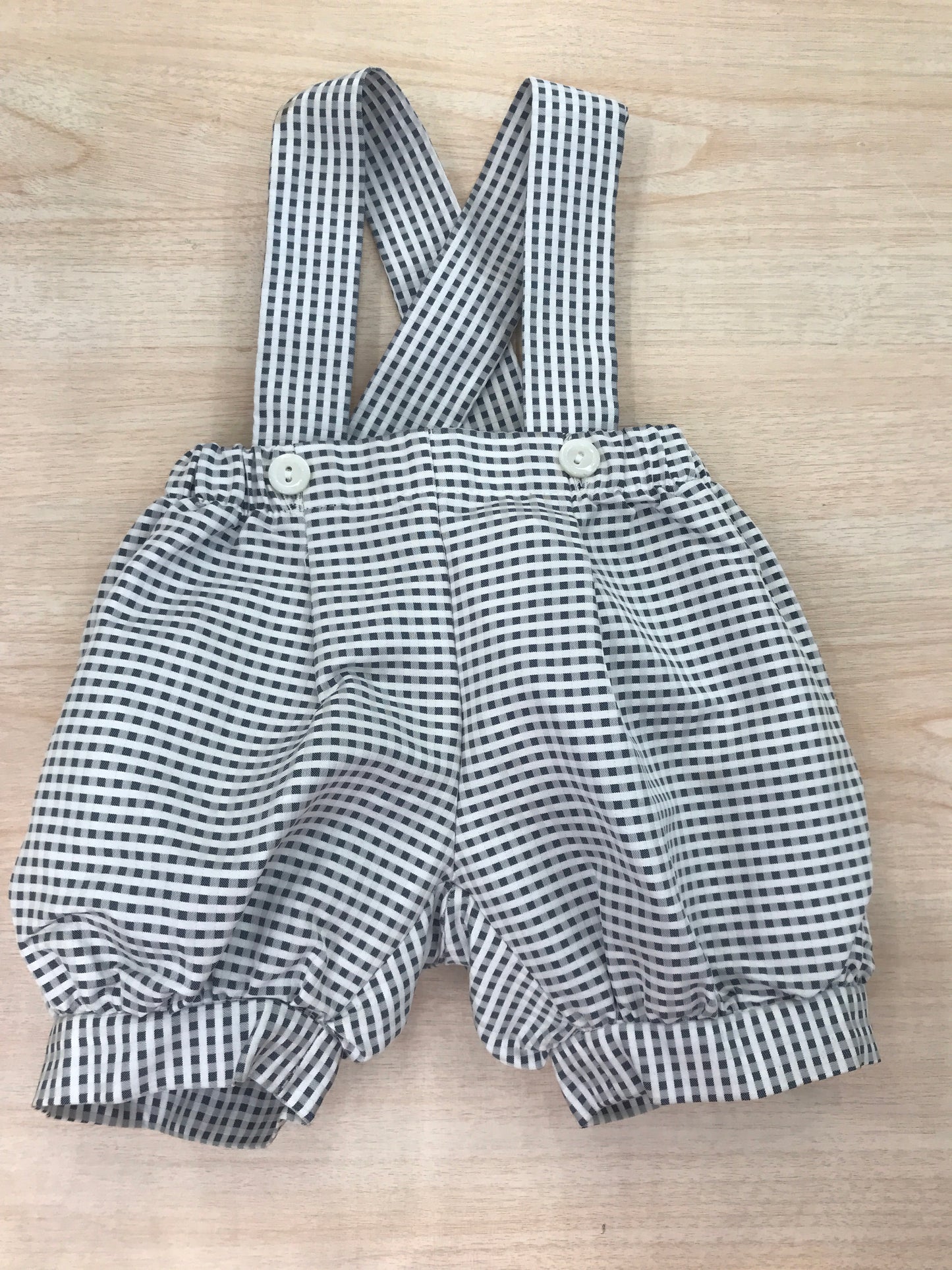Pantalone Colibrì in cotone con bretelle a sbuffo a quadretti bianchi e neri