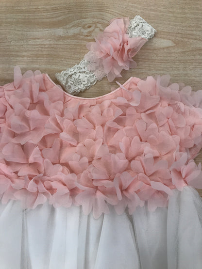 Abito Aletta in tulle corpetto con fiori sul corpetto mezza manica con gonna ampia