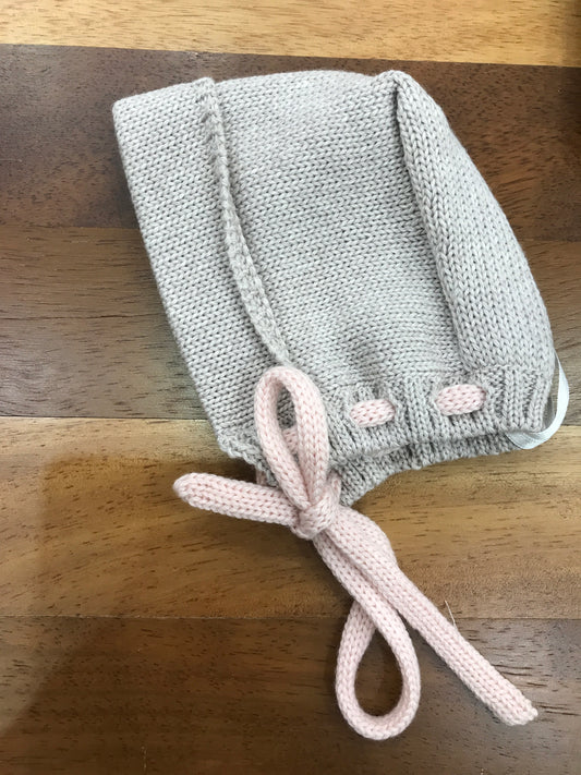 Cuffia Colibrì in lana tortora con passanastro rosa