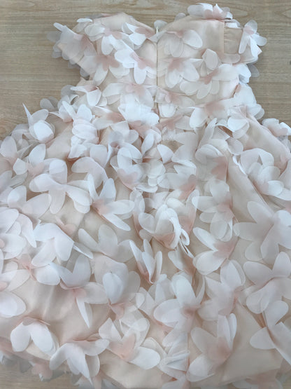Abito Ladia in cotone con tulle mezza manica gonna ampia con tanti piccoli fiori applicati su tutt'esso