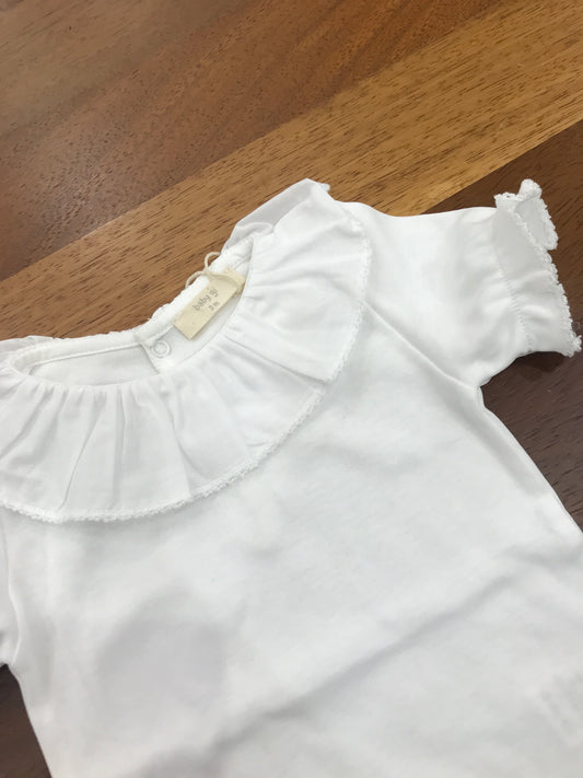 Body Baby Gi in cotone mezza manica con collo con rusche e bordo ricamato