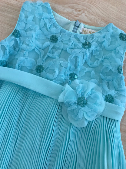 Abito Cielo Blu in cotone smanicato con fiori e pois con fascia in vita con fiore