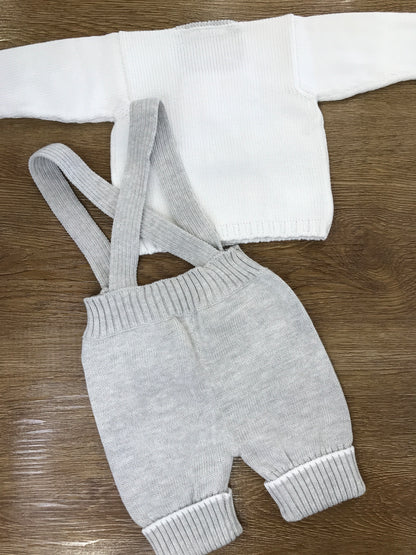 Completo Colibrì in filo di cotone due pezzi salopette con bretelle cardigan con ricamo grigio