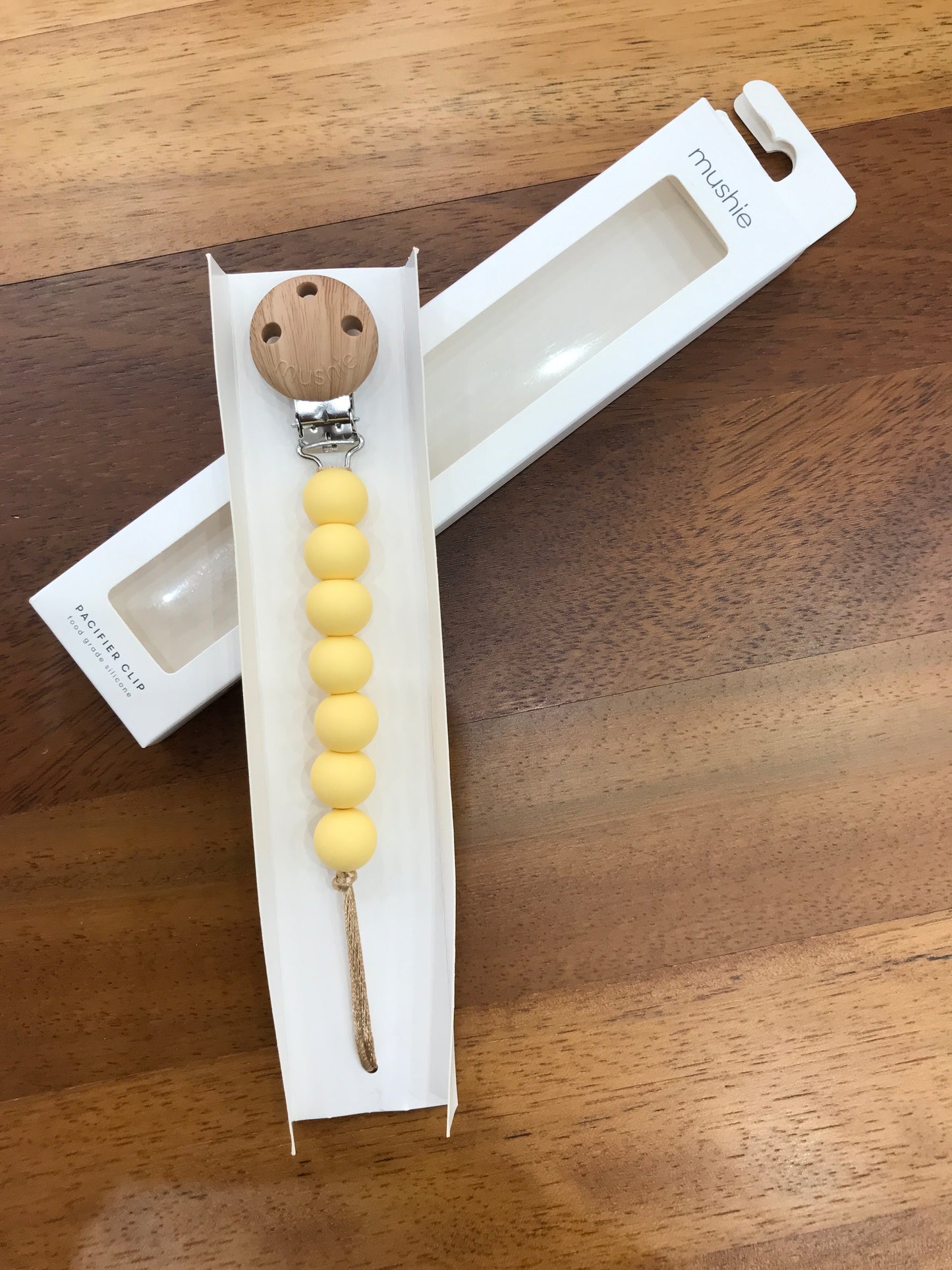 Catenina ciuccio mushie