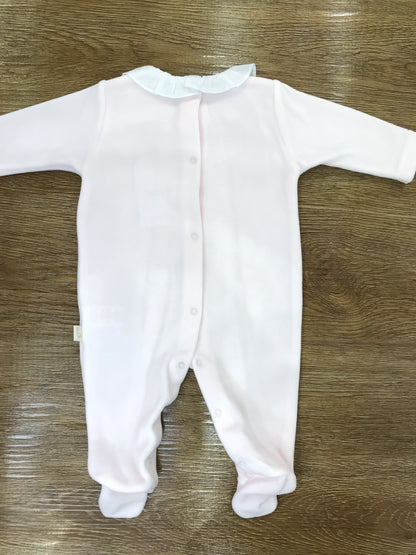 Tutina Baby Gi in ciniglia intera rosa con orsetto centrale con fiocco e colletto con rusche