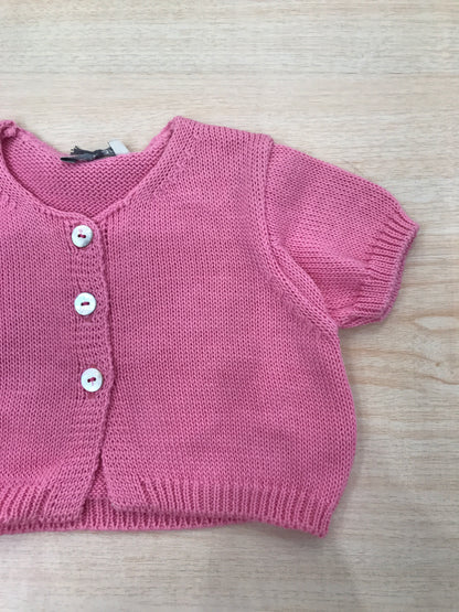 Cardigan Jo Milano in filo fucsia mezza manica con piccoli bottoncini