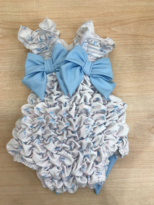 Costume Fofettes con fiorellini celesti e fiocchi sul davanti e sul retro