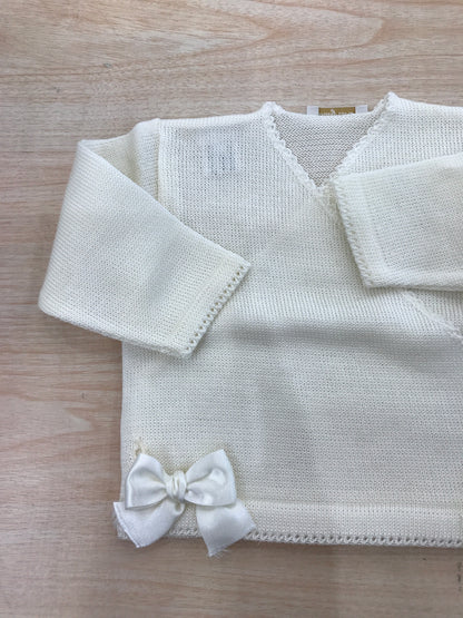 Cardigan Baby Lord in filo panna con chiusura ad incrocio e fiocchetti