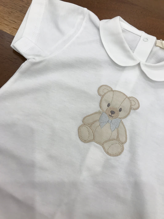 Pagliaccetto Baby Gi bianco corto mezza manica con collo tondo con orsetto applicato sul davanti con fiocco
