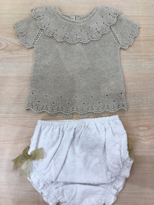 Completo PCS infilo t-shirt mezza manica traforata con collo con rusche con culotte bianca e fiocchetti