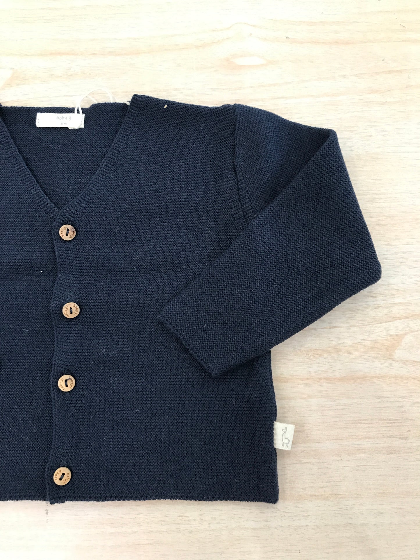 Cardigan PCS in filo blu scuro con piccoli bottoncini
