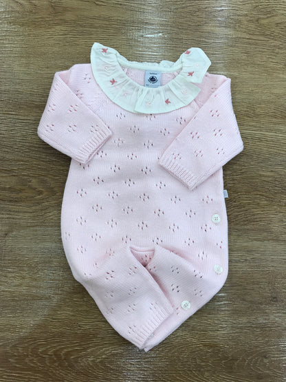 Tutina Petit Bateau intera rosa traforata con collo con rusche e ricami