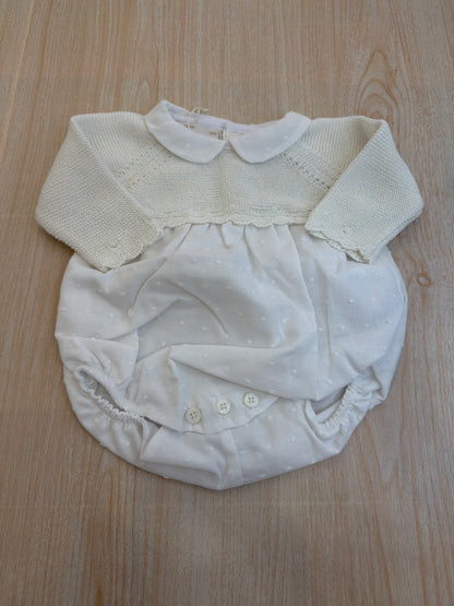 Pagliaccetto PCS in filo bianco con corpetto panna e smerlo