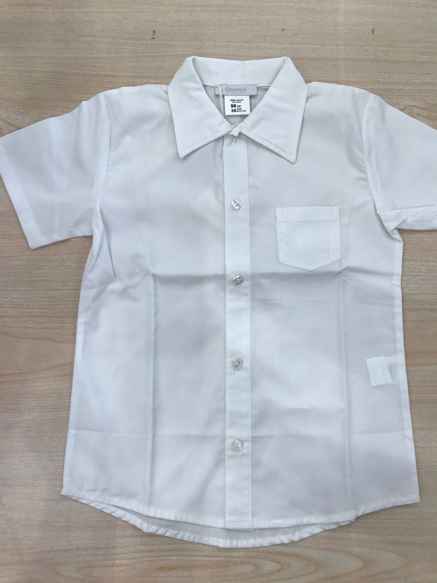 Camicia Coccodè mezza manica con tasca laterale e bottoni sul davanti