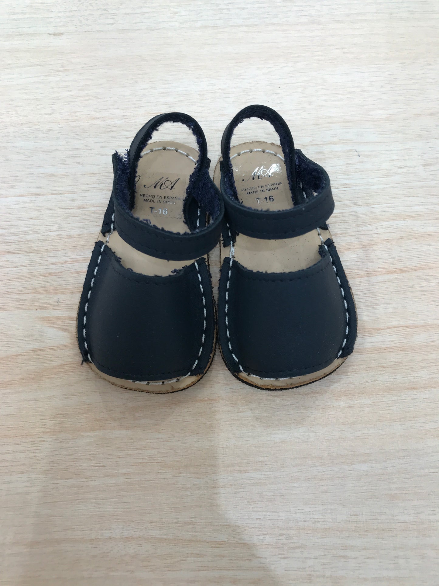 Minorchine Martin Aranda con strappo e fascia sul davanti