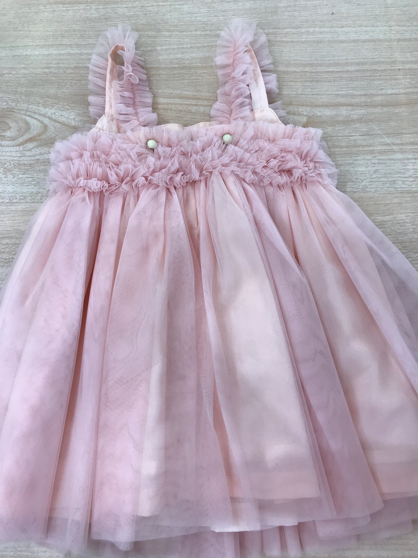 Abito Fofettes in tulle rosa con bretelle e corpetto arricciato