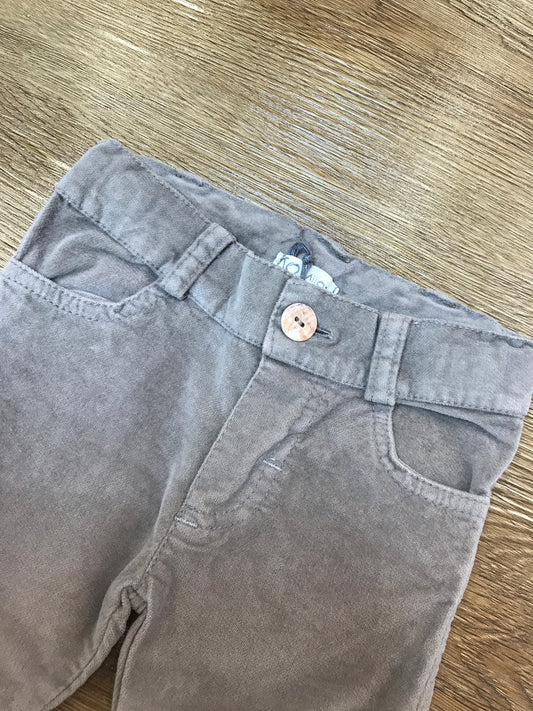 Pantalone Jo Milano in velluto rasato con tasche sul davanti e sul retro e con elastico in vita