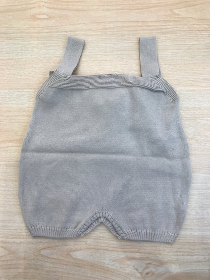 Salopette Baby Lord in filo con bretelle con fiocco rosa sul davanti