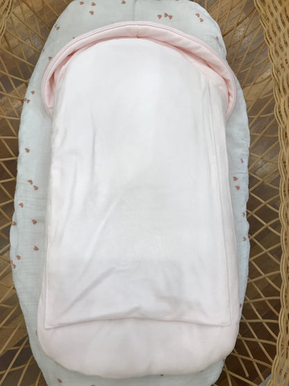 Sacco nanna Sofija in ciniglia imbottito rosa con fiocco centrale e orsetti