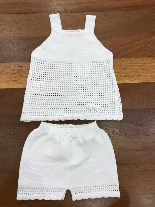 Completo PCS in filo due pezzi bianco traforato con bretelle con pantalone corto