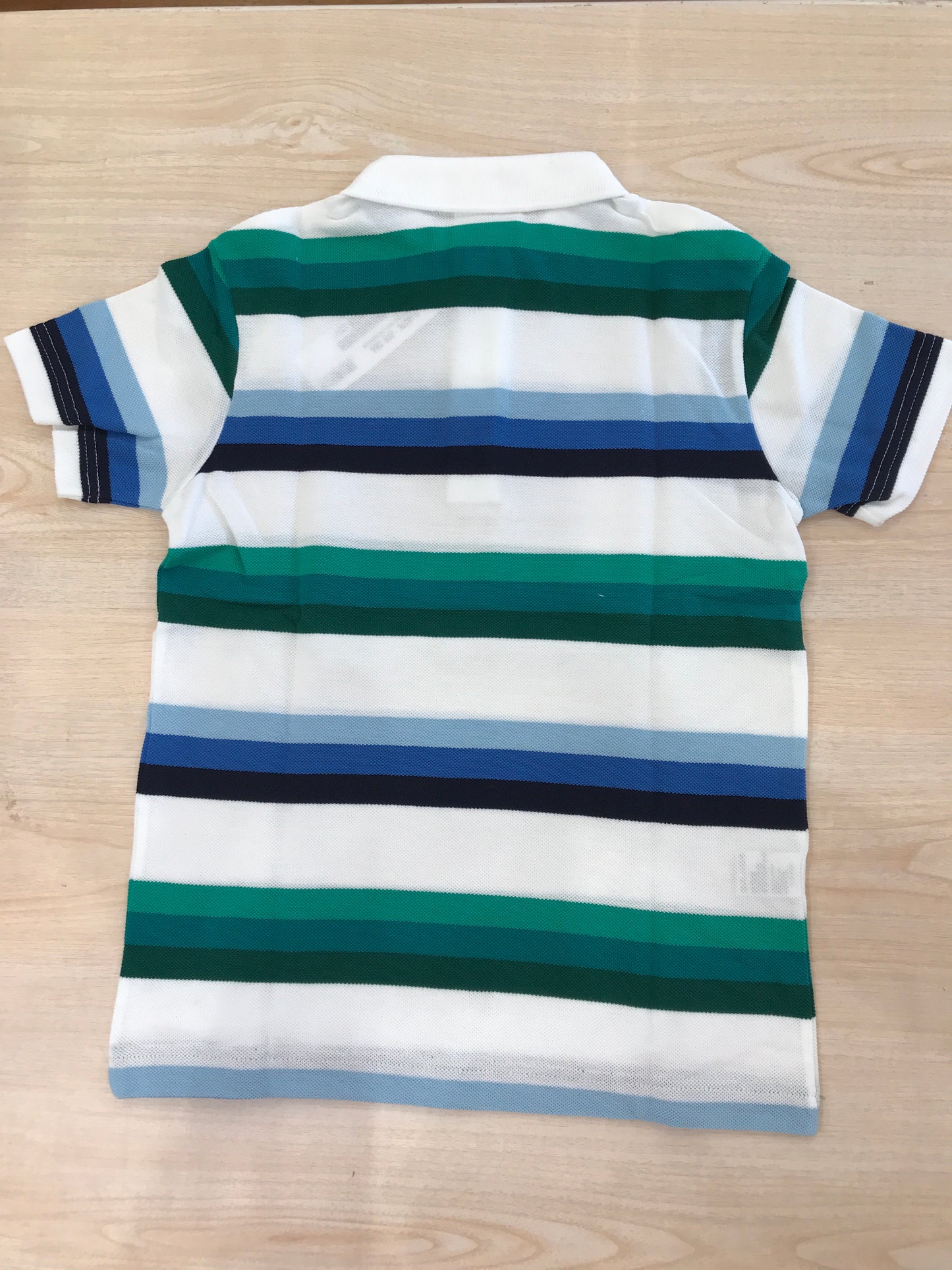 Polo Lacoste in cotone mezza manica con bottoncini e logo ricamato lateralmente unisex