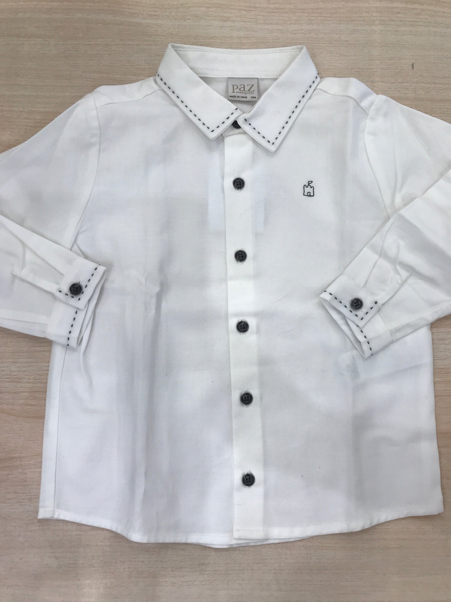 Camicia Paz Rodriguez in cotone manica lunga con rifiniture grigie e bottoncini sul davanti e sui polsini