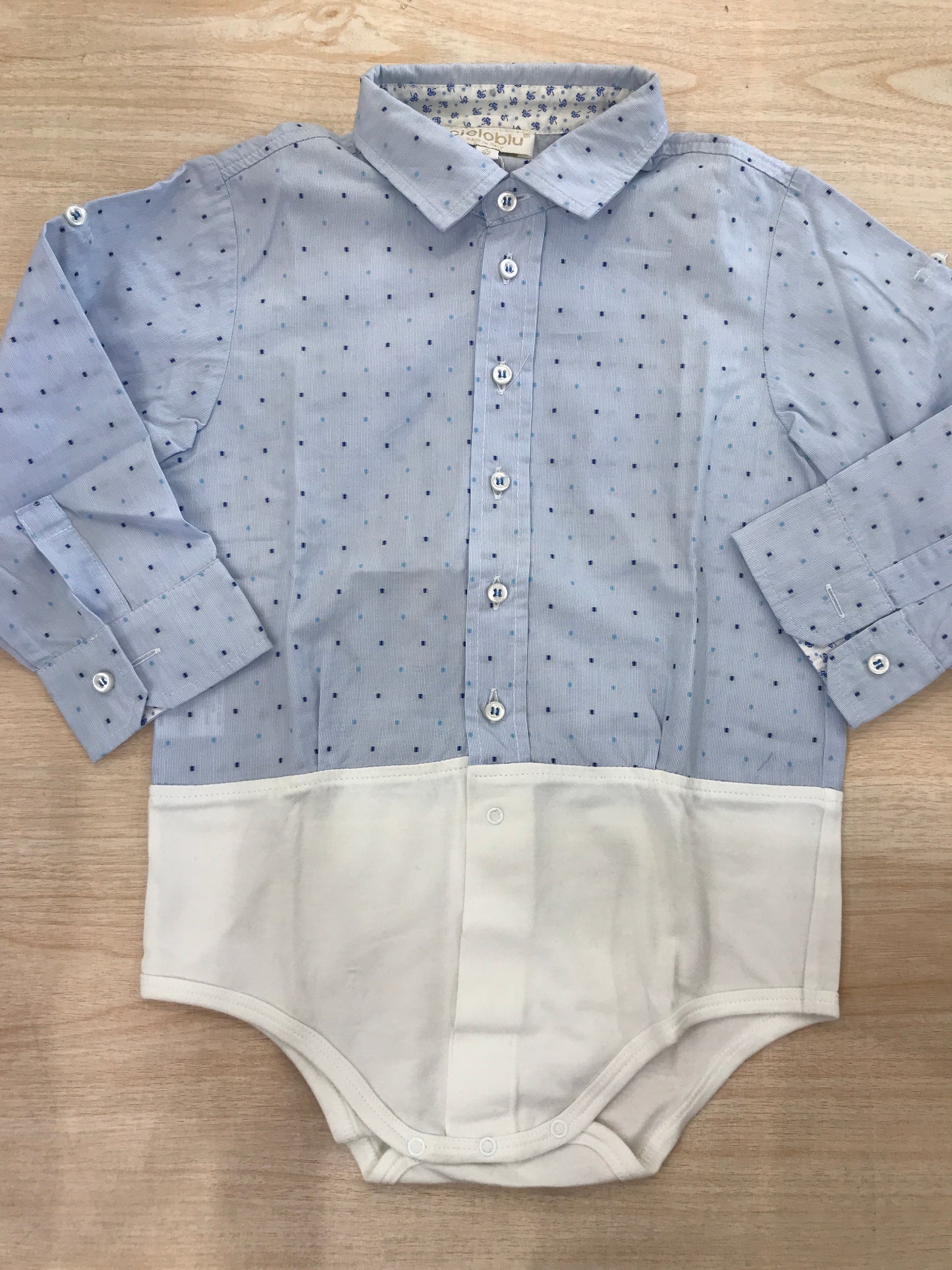 Camicia Cielo Blu in cotone manica lunga celeste con pois colorati con effetto body