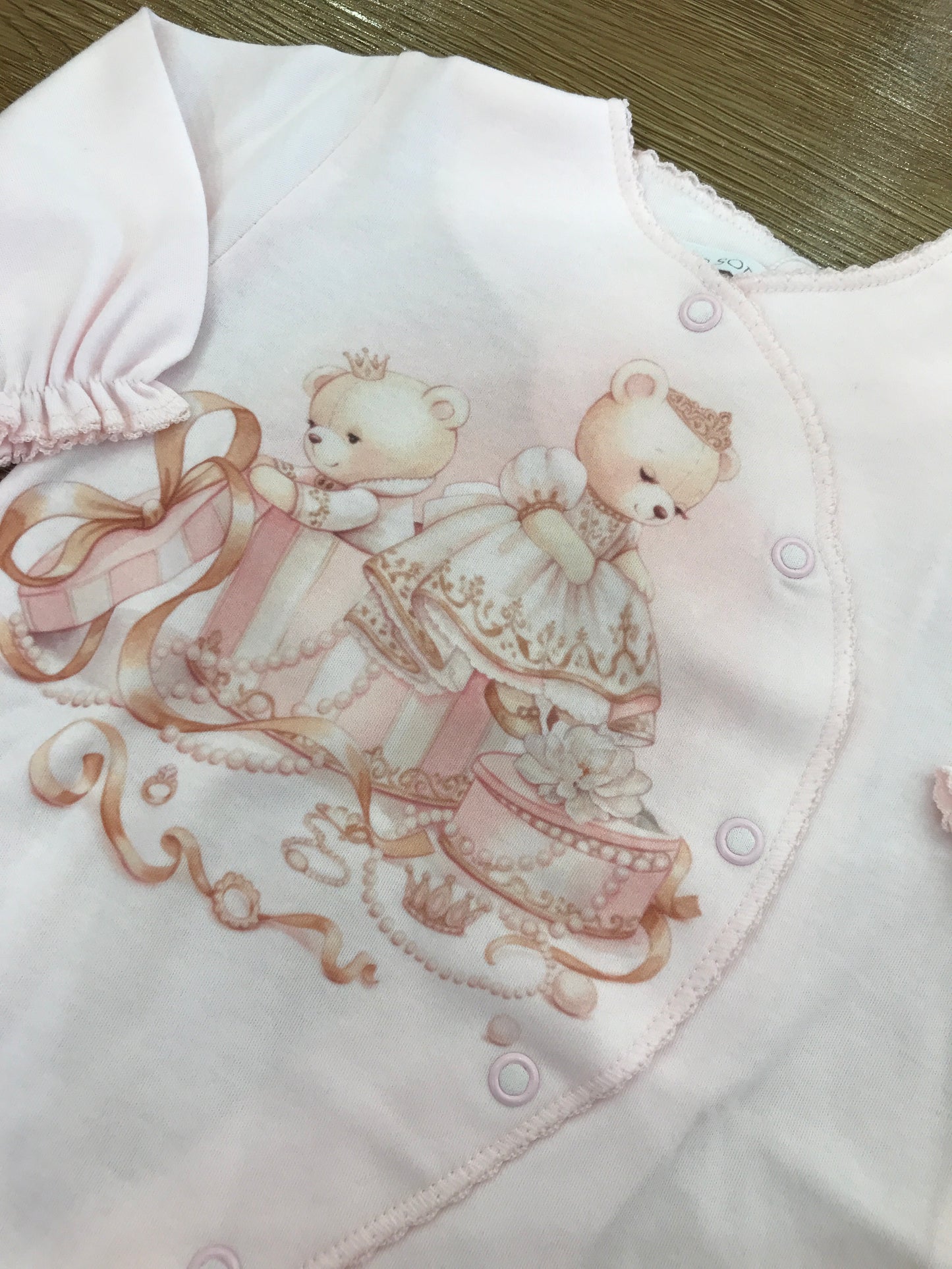 Coordinato Sofija in caldo cotone rosa con piccoli orsetti e fiocchetti