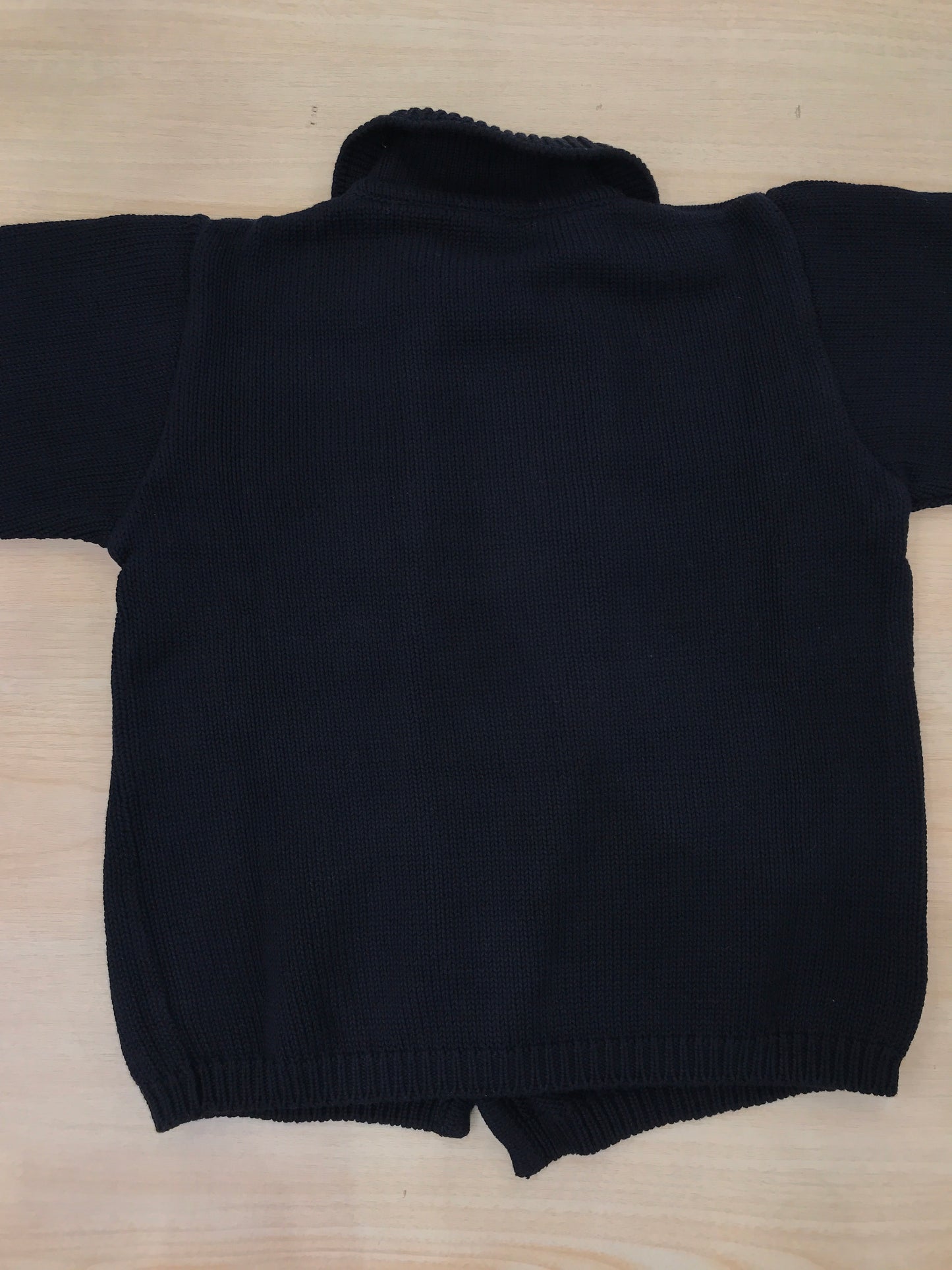 Cardigan Petit Bateau doppio petto blu scuro con piccoli bottoncini