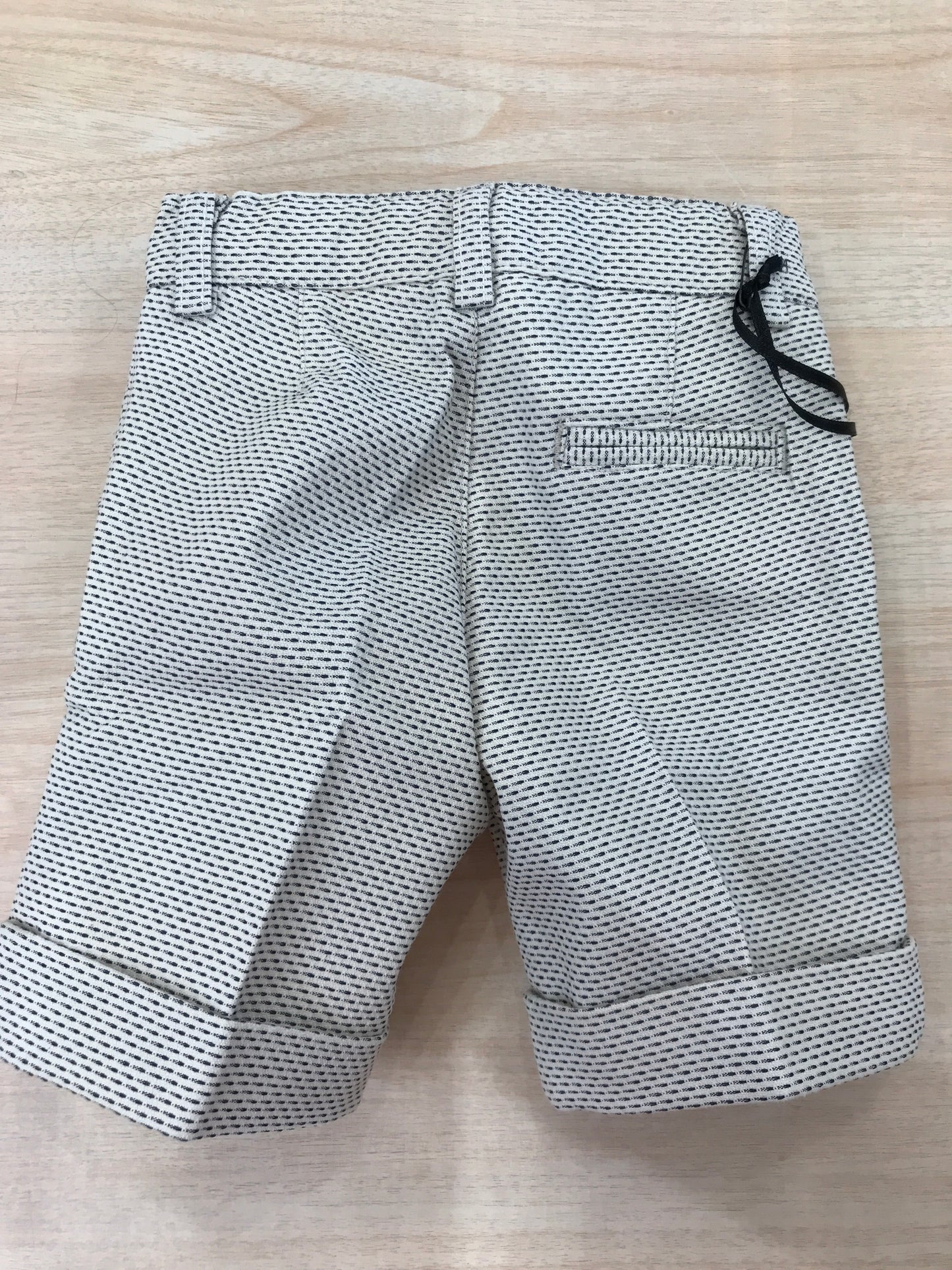 Pantalone John Twig corto beige con rifiniture blu con tasche