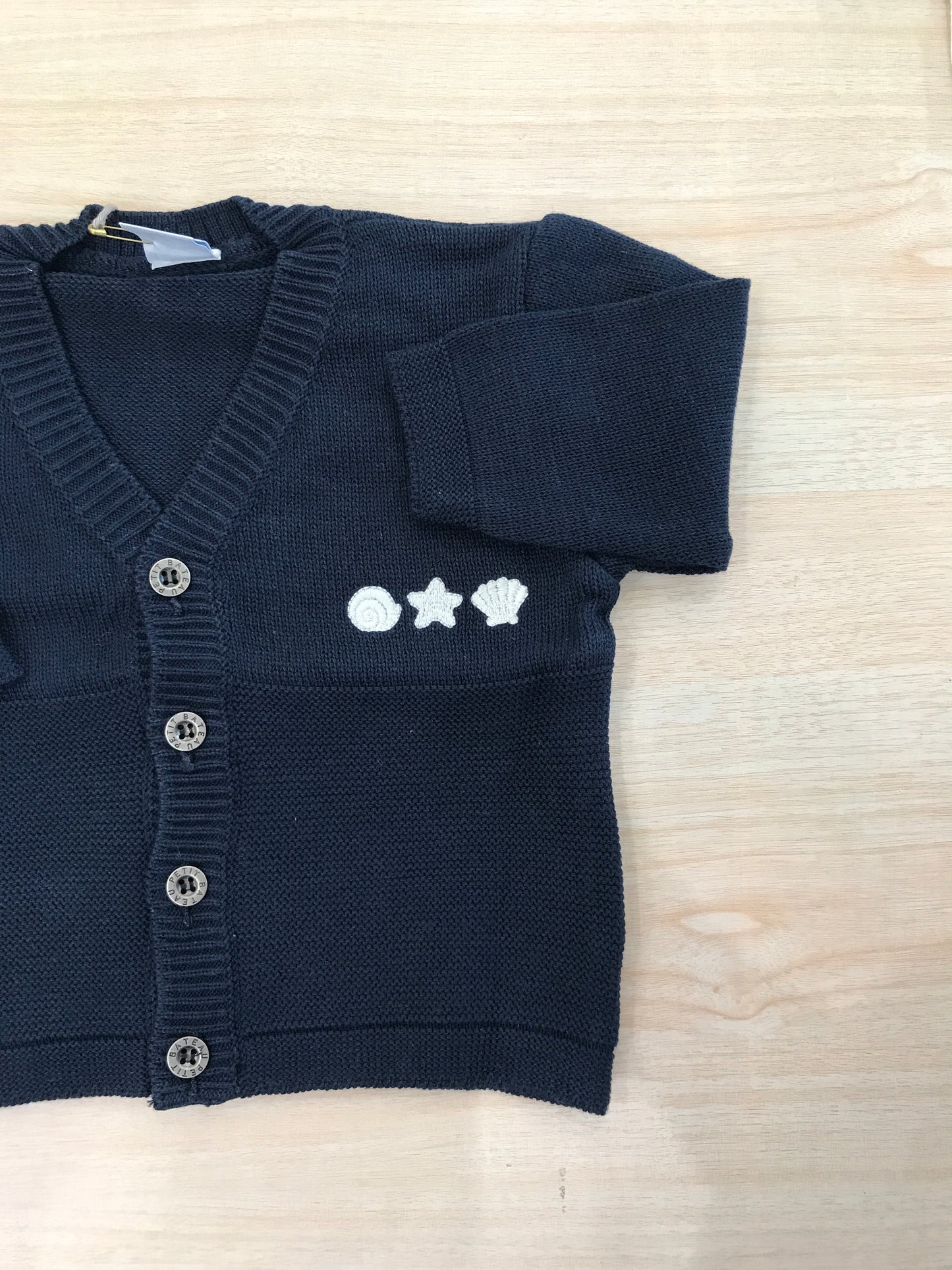 Cardigan Petit Bateau in filo di cotone con collo a v e ricamo di conchiglie sul davanti